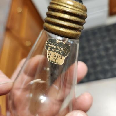 Early Edison Base Lightbulbs Tested