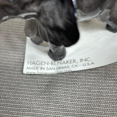 2 miniature Hagen-Renaker Elephants