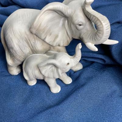 Vintage HOMCO Porcelain Mother and Baby Elephant