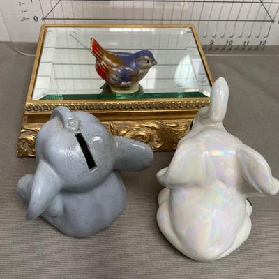 Misc Decor, Glass Elephant music box, bank, bird