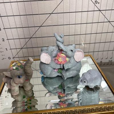 Lot of 5 Resin Elephants