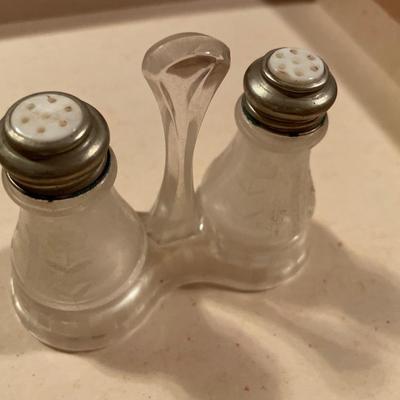 20 black footed etched glasses with candle holders
