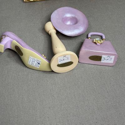 Classic Couture “Daphne” 1999 Shoe, Purse, Hat w/stand