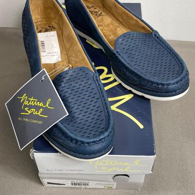 Natural Soul Navy Loafers NEW! 7M