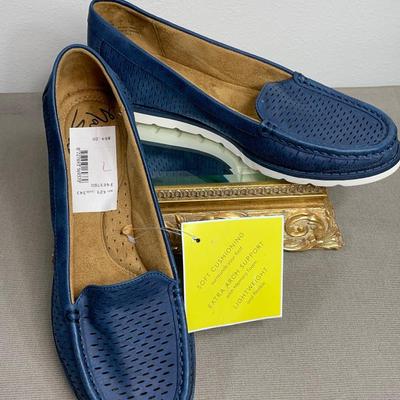 Natural Soul Navy Loafers NEW! 7M