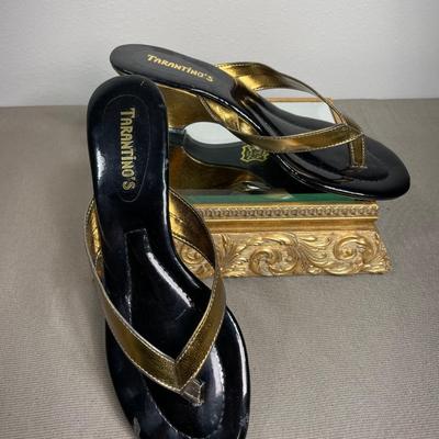 Tanantino’s Gold Metallic Shoes NEW! 7