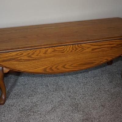 OAK DROP LEAF COFFEE TABLE. SOLID OAK WITH QUEEN ANNE STYLE LEGS