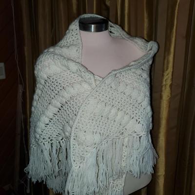 Vintage Hand Crocheted Shawl with Fringe Very Retro Off-White