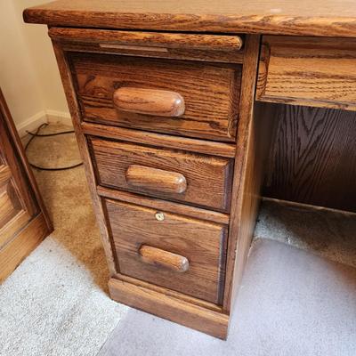 Soild Oak Wood Office Desk w Key 54x24x29 kneehole 24"