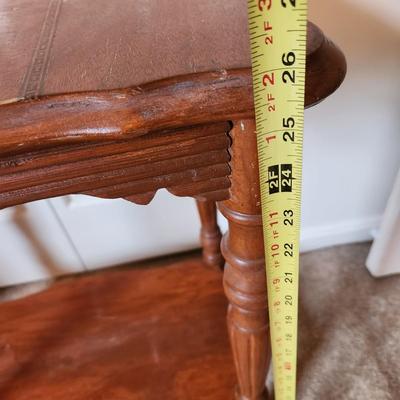 Wood Side table 21x14x26