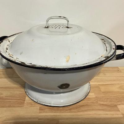 Vintage BreadRising Enamelware