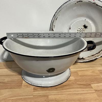Vintage BreadRising Enamelware