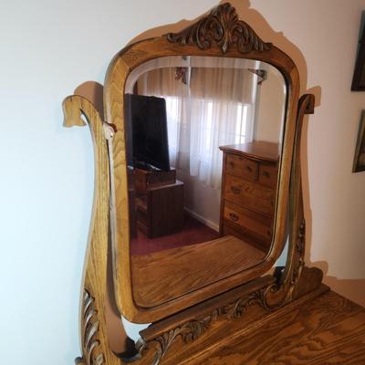 Solid Oak 2 over 2 Drawer Chest Dresser w Beveled Mirror 43x20x68
