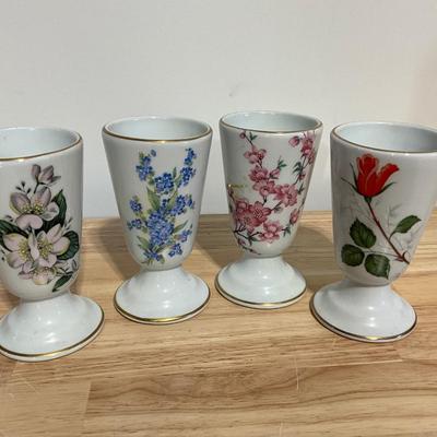 Vintage French Limoges Porcelain Set of 4 goblets, hand painted