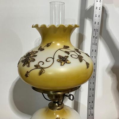 Vintage Hurricane 3way switch Lamp
