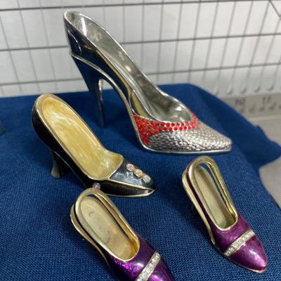 7 Miniature Metal Shoes