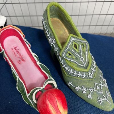 Miniature Resin Shoes