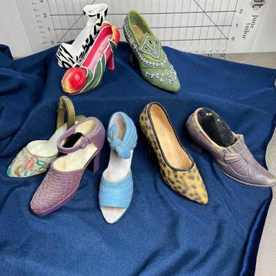 Miniature Resin Shoes