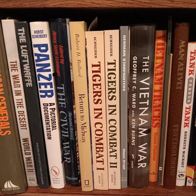 NONFICTION BOOKS ON MILITARY AND WAR