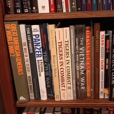 NONFICTION BOOKS ON MILITARY AND WAR