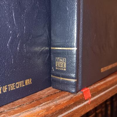 A COMPLETE SET OF "COLLECTOR'S LIBRARY OF THE CIVIL WAR"