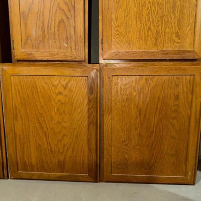COMPLETE SET OF KITCHEN CABINETS