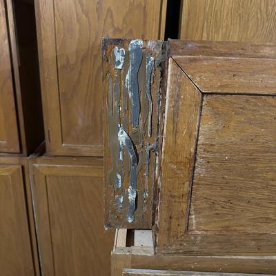 COMPLETE SET OF KITCHEN CABINETS