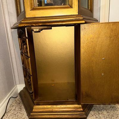 NARROW LIGHTED CURIO CABINET W/MIRRORED BACK