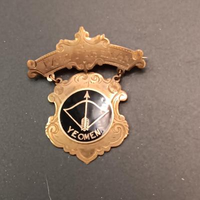 "PAST FOREMAN YEOMEN" 14K PIN