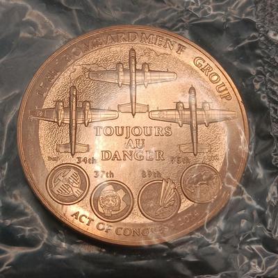WAR PLANE & MILITARY PINS AND MEDALLIONS