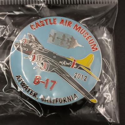 WAR PLANE & MILITARY PINS AND MEDALLIONS