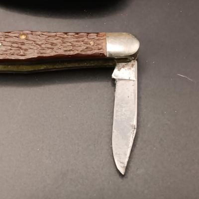 CAMILLUS POCKET KNIFE, BELT BUCKLE & A HIP CLIP