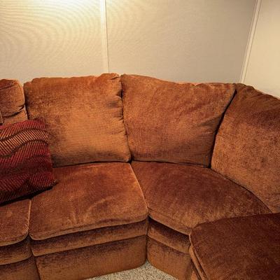 LIKE NEW LA Z BOY LAZY BOY DOUBLE RECLINING COMFY SOFA