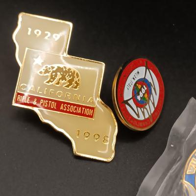 HARD ROCK CAFE WATCH AND PINS PLUS SEVERAL OTHER PINS