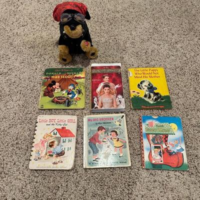 CHILDREN'S VINTAGE BOOKS AND AN ANIMATED PLUSH DOG