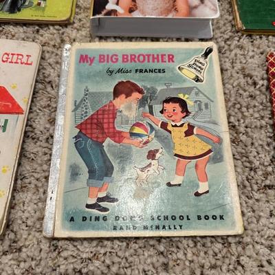 CHILDREN'S VINTAGE BOOKS AND AN ANIMATED PLUSH DOG