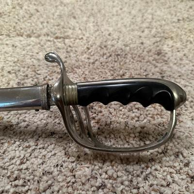 US MILITARY COMMEMORATIVE SWORD