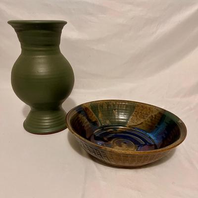 Hamilton Williams N.C Pottery & More (K-RG)