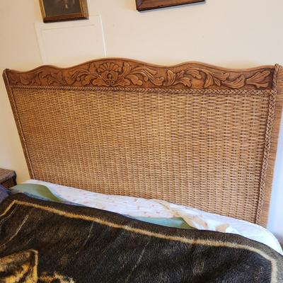 Queen Bed Headboard and 2 Night Stand Tables Wicker Look Style