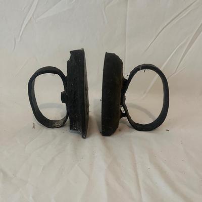 Two Sad Irons (B2-MG)
