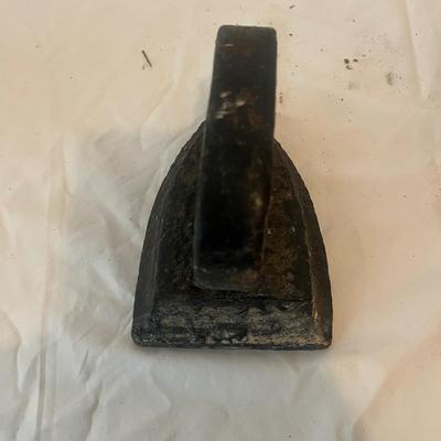 Two Sad Irons (B2-MG)