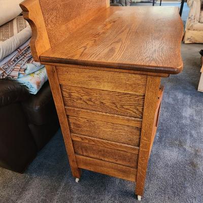Solid Oak Dry Sink Sideboard With Key 32x17x36