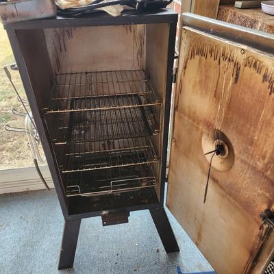 Masterbuilt Electric Smokehouse