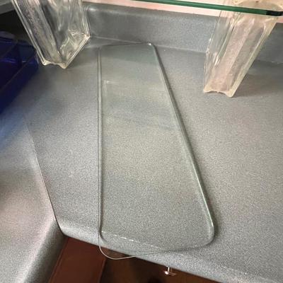Glass Block Shelves (K-RG)
