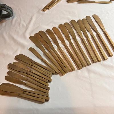 12 Person Thailand Brass Flatware (K-RG)