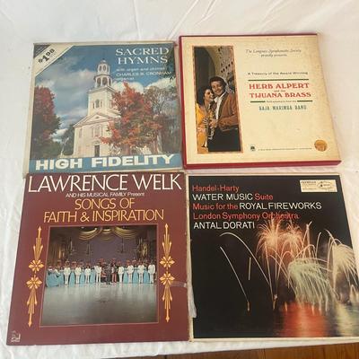 Collection of Vinyl Records (B2-MG)