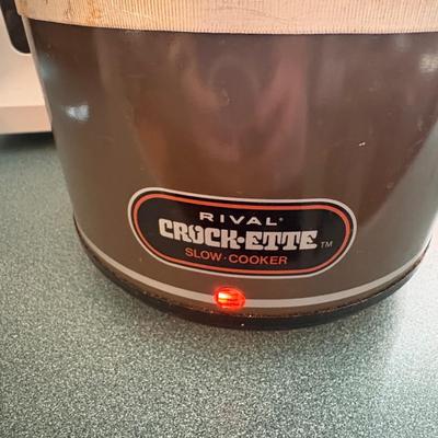 Five Essential Kitchen Appliances by Cuisinart, Rival & More (K-ES)