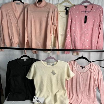 Lot G 320 Polka Dots Sweater & Tops (Large)