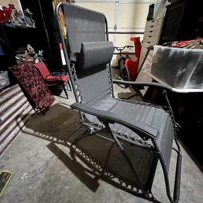 PAIR OF TWO ZERO GRAVITY LAWN CHAIRS IN VERY GOOD CONDITION