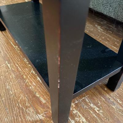 Two-Tone Side Table (LR-ES)